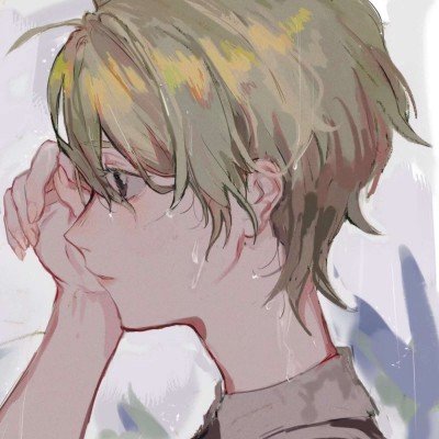 大爷大妈泳池内搓澡